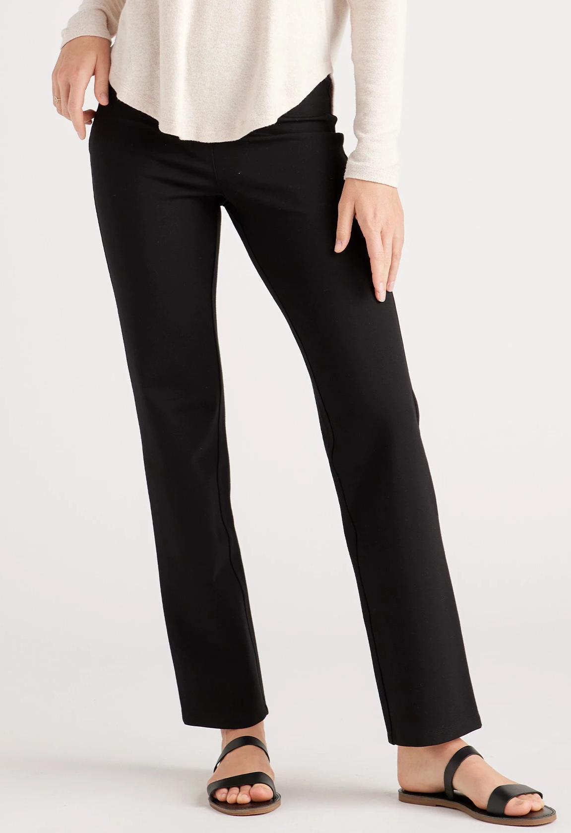 11 Best Wrinkle Free Pants for Travel: Casual to Dressy Picks